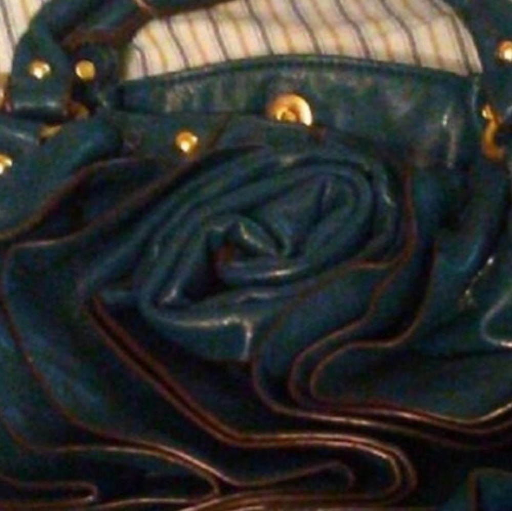 Green purse